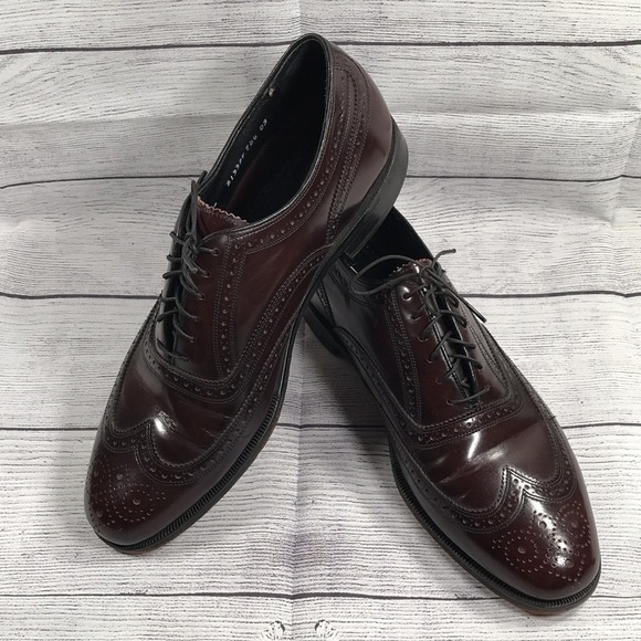 FLORSHEIM Men's Lexington Wing-Tip Oxford - Picture 4 of 6